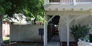 Efficiency Apartment Close to AU Campus Gallery 3