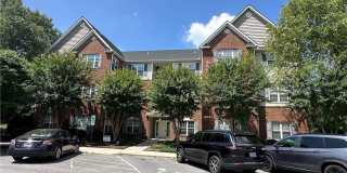 6941 Hanesbrook Circle Gallery 1