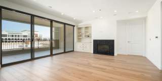 7181 E Camelback Road Gallery 10