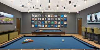 727 West Madison 727 West Madison Gallery 22