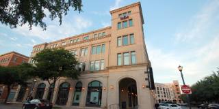 Modera Frisco Square Gallery 32