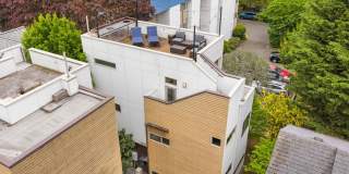 3bd/3ba Seattle Townhome Gallery 28