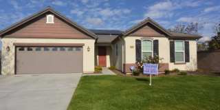 3 Bedroom, 2 Bathroom home with an office In great North West Visalia neighborhood. Solar and Yard care provided!!! Gallery 1