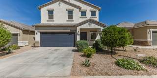 5 Bedroom home in Maricopa Gallery 1