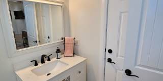 Beautiful Furnished Casita in Hurricane-All Linens and Kitchen, Bath Essentials Included- Just move in! Gallery 26