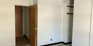 Campus Apartments 700-727 University SE Gallery 23