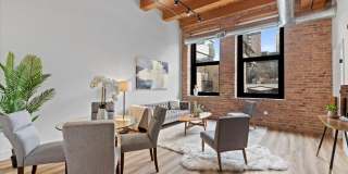 153 W Ohio Street Gallery 4