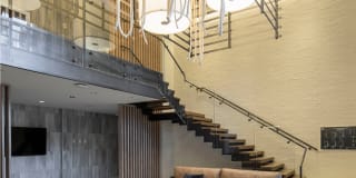 250 Mission Gallery 27