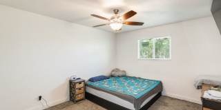 4bed, 2bath Glendale home with a pool! Gallery 29