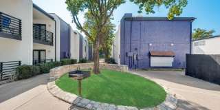 Eastwind Gallery 70