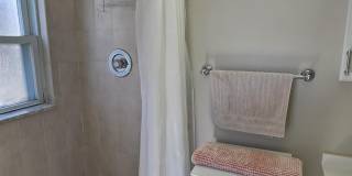 34 N Montgomery Ave Gallery 18