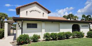 Seasonal Short-Term 2 Bedroom 2 Bathroom 2nd Floor Condo in Estancias of Capri Isles! Gallery 45