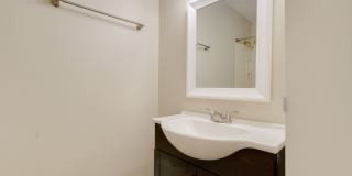 FABULOUS REMODELED HOME WITH POOL! Gallery 34