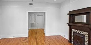 319 S SCOTT Street Gallery 3