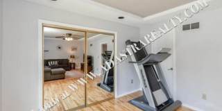 2715 Holmes Street Gallery 13