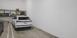 118 S Kenwood St Gallery 20