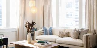 Novel Cary Gallery 18