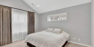 809 Lee Street Gallery 11