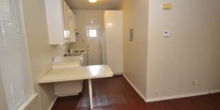 4401 Speedway- Free Cable and Internet-Available for August! Gallery 8