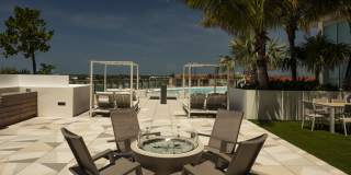 Ascent at Metropolitan Naples Gallery 31