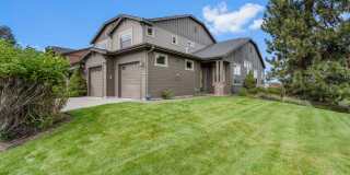 3 Bed 2.5 bath plus Office/den-Townhome-River Views Gallery 1