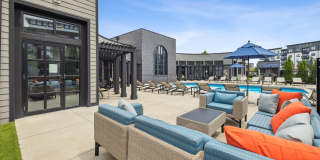 Luxe at the Highlands Gallery 16