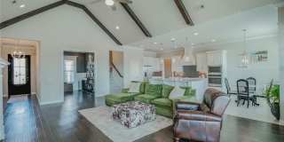 605 Stone Ridge Street Gallery 7