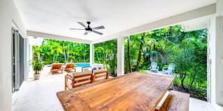 6 Northeast 19th Street Gallery 23