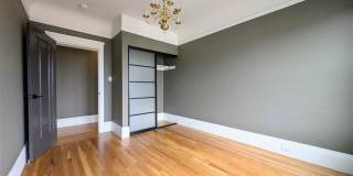 195 26th Avenue Gallery 12