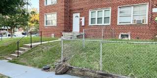 400 CHAPLIN Street SE Gallery 1