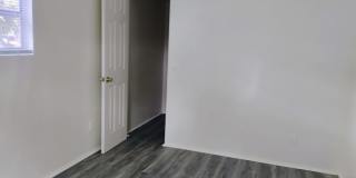 538 State St Gallery 20