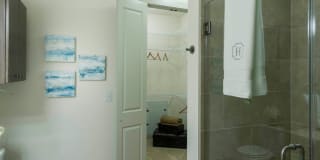 322 on North Broad Gallery 22