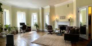 317 Commonwealth Ave Gallery 1