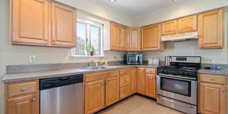 316 S 3rd Street Gallery 6