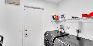 945 Sunflower Avenue Gallery 25