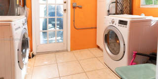 809 Southeast 14th Drive Gallery 8