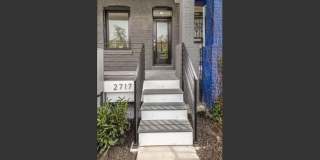Columbia Heights 2BR 2BA w/Parking & Private Patio Garden Gallery 29