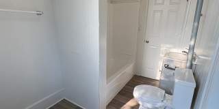 Available Now! 1 bedroom apartment. Available Now! 1 bedroom apartment. Gallery 5