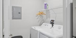 Sugar Creek Apartments Gallery 12