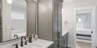 1000 Fendley Street - 1 Gallery 21