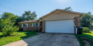 Stunning 3 Bed 1 Bath in amazing area Gallery 1