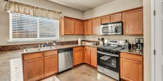VALUE-PACKED 4 BEDROOM HOME WITH LARGE WALK-IN CLOSETS NEAR UNR Gallery 5