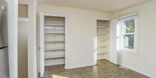 1128 N TAYLOR Street Gallery 25