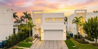 10366 NW 68th Ter Gallery 1