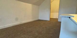 4 bed 1 bath house Gallery 1