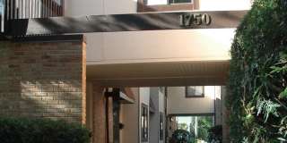1750 Henley Street Gallery 1