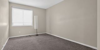 Charming 3BR House in Rosemount Charming 3BR House in Rosemount Gallery 16