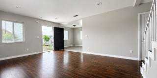 1549 East 50th Street Gallery 13