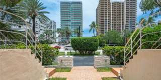 9940 Collins Ave Gallery 30