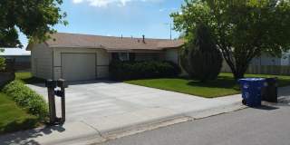 Cozy 3 Bedroom 1 Bath Home with Large Yard  1 Car Attached Garage Gallery 1